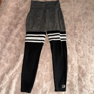 Size small bombshell leggings good condiction no flaws